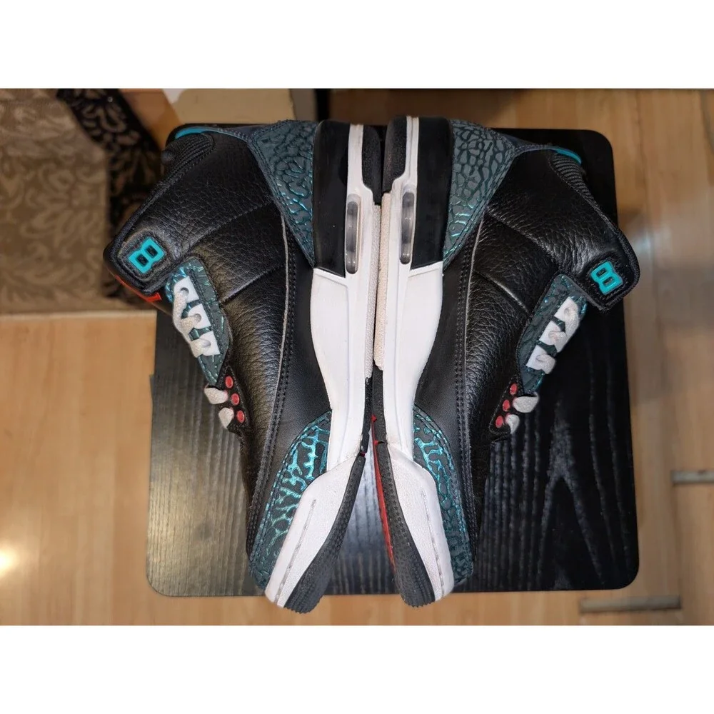 Nike Air Jordan 3 Retro Moto Black/Siren Red-Hyper Jade (FV5437 001) Sz 6.5Y